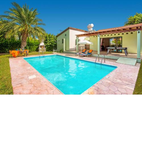 Villa Iriss by Villa Plus