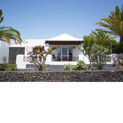 Villa Isa sea views