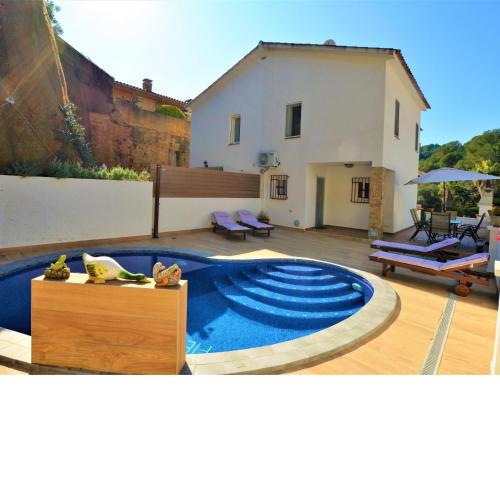 Villa Isabel Lloret de mar