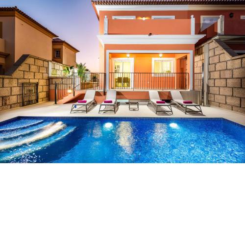 Villa Isotta by Villa Plus