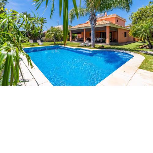 Villa Italia Conil de la Frontera by Ruralidays