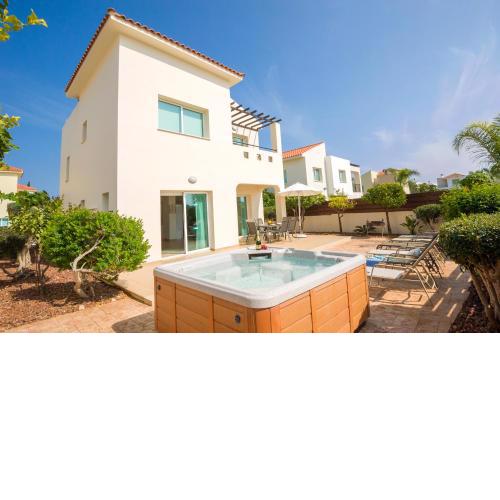 Villa Ivy