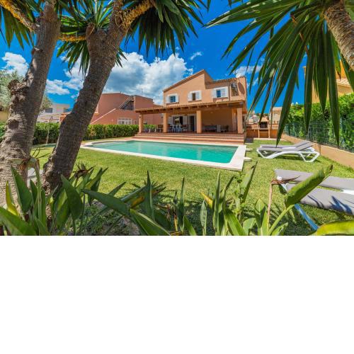 Villa Joana Barcares for 10 with swimming pool
