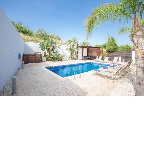 Villa Kanthos - Beautiful 4 Bedroom Protaras Villa with Pool - Close to the Beach