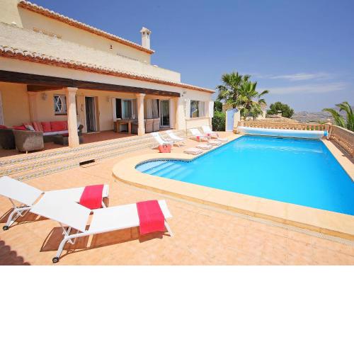 Villa Karibuni by Interhome