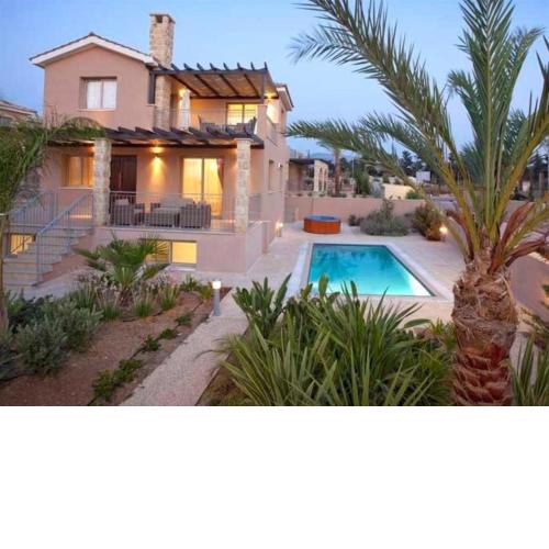 Villa Kartiela Sandy Beach Villas - Private Pool - Jacuzzi - Private Beach Area