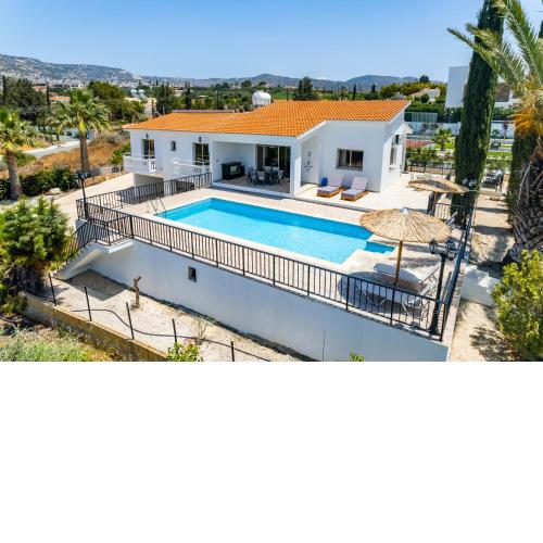 Villa Kathi by Ezoria Villas