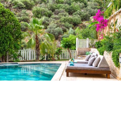 Villa Korsan- 8 Bedroom Villa with Private Pool and Sea View