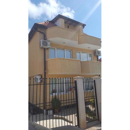 Villa Krisia Apartments