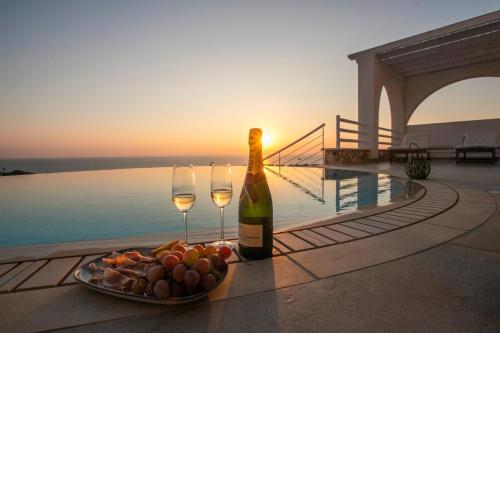 Villa Kyklamino - Unique Villa with stunning Seaview