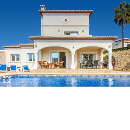 Villa La Paloma Blanca by Abahana Villas