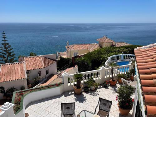 Villa Ladera Panorama - private heated pool