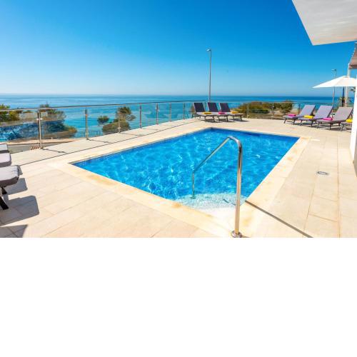 Villa Ladera Vista by Villa Plus