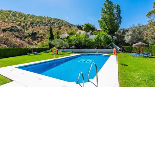 Villa Lagar Martinez Malaga by Ruralidays