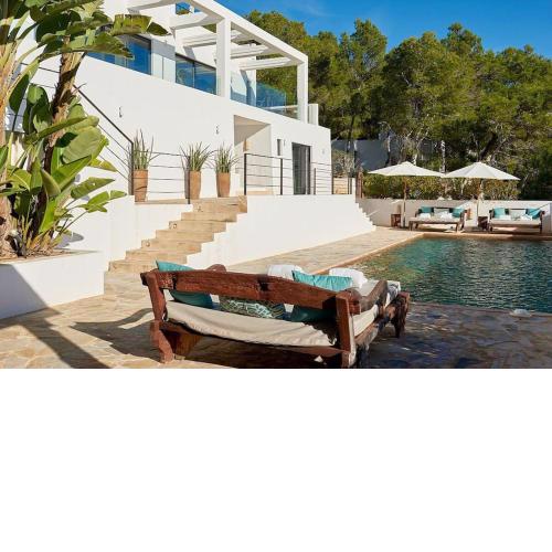 Villa Larosa with seaview in Es Cubells Ibiza