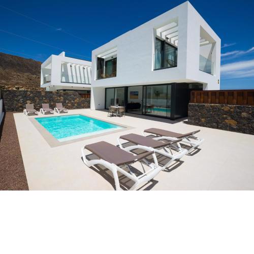 Villa Las Calderas Deluxe sea and mountain views and private pool
