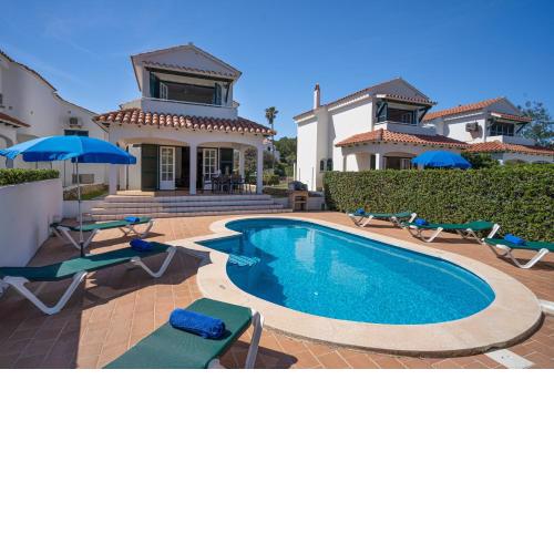 Villa LAS MARINAS - 3, con piscina privada y a 5 minutos de la playa