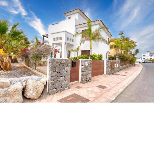 Villa Laurisilva in Amarilla Golf