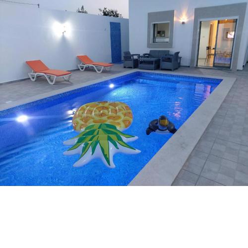 Villa LELLA HADHERYA