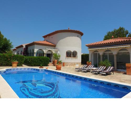 Villa Leonore stunning 2bedroom villa with air-conditioning & private swimming pool
