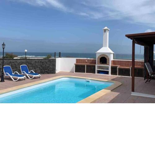 VILLA LÍA