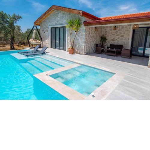 Villa Lidya
