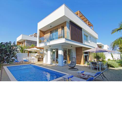 Villa Lily