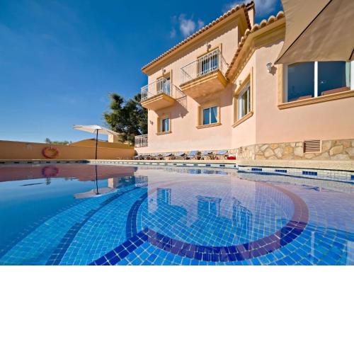 Villa Liriopadel by Interhome