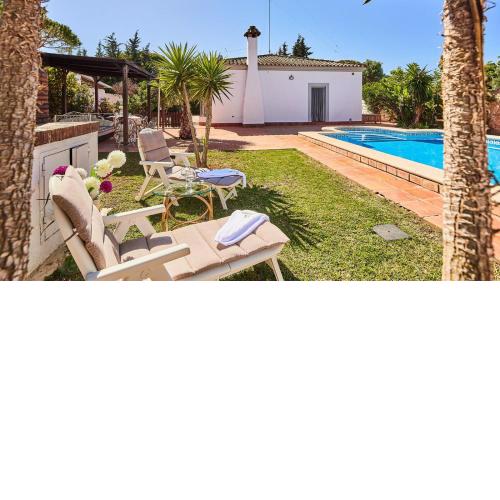 Villa Lola 14 Chiclana de la Frontera by Ruralidays
