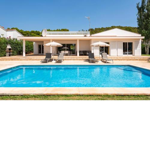 Villa Lola