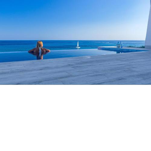 Villa Lola