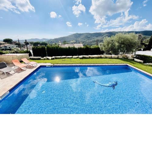 Villa loralil by costabravaway