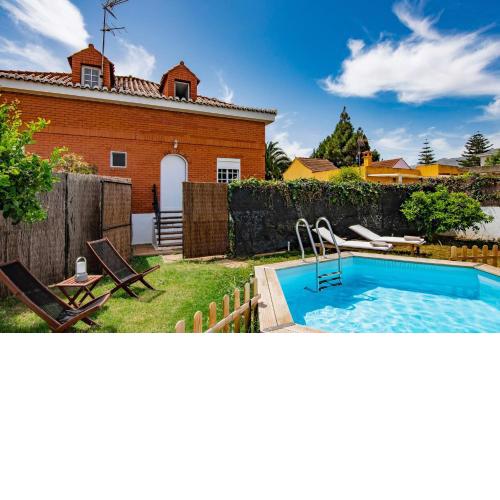 Villa Los Almendros