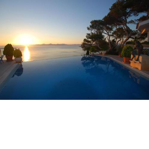 Villa los Cipreses en Bahía Grande