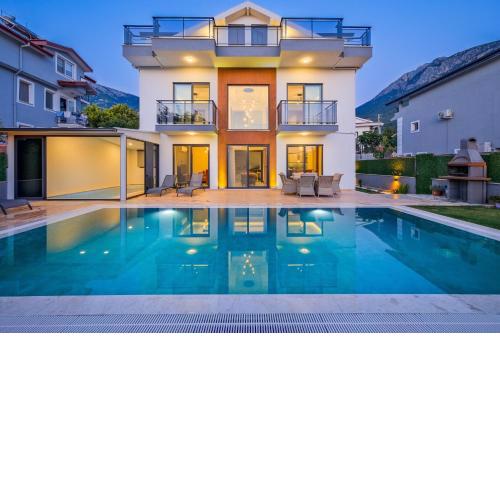 Villa Lotus/ Ölüdeniz Isıtmalı kapalı havuzlu