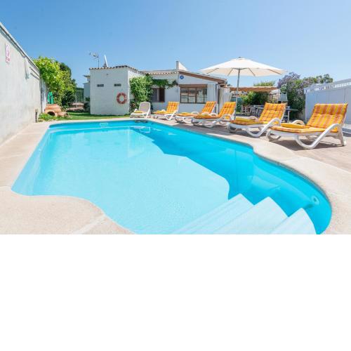 Villa Luna, beach and pool