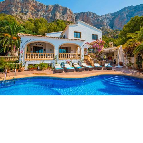 Villa Lydias Walk by Villa Plus