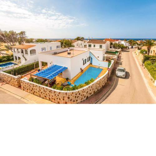 Villa Mafel by Villa Plus