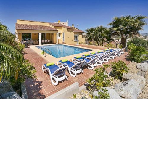 Villa Magdalena Blanca by Villa Plus