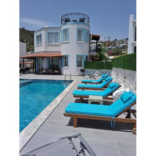 Villa Manolya