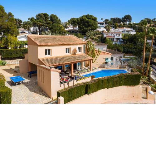 Villa Mar Flores by Villa Plus