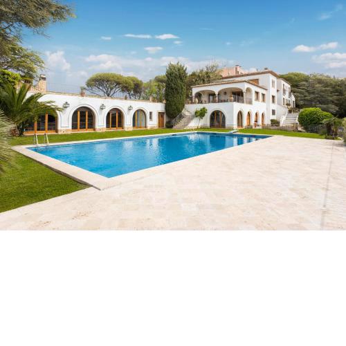 Villa Maricel