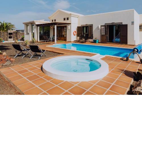 Villa Marina Deluxe & Spa Pool