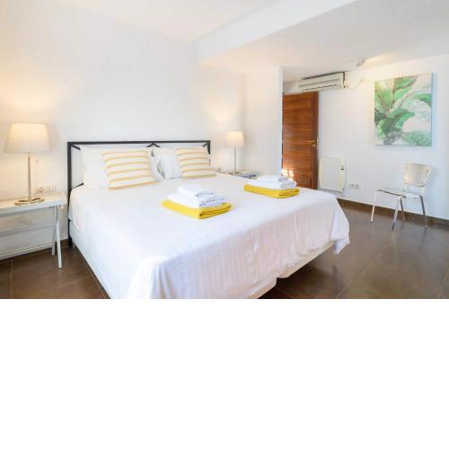 Villa Marisol, Los Mojones
