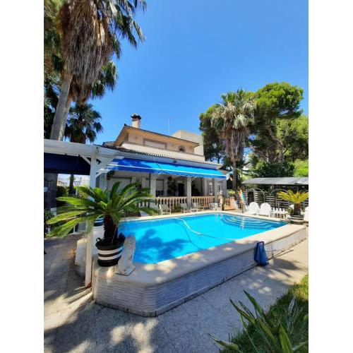 Villa Matias Pool and beach