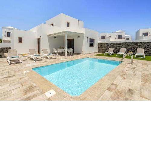 Villa Matilde by Villa Plus
