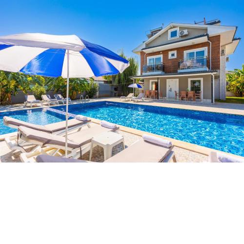 Villa Mazoya
