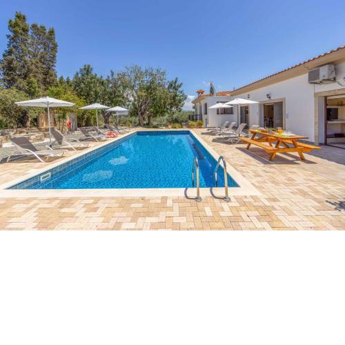 Villa Meadowlands