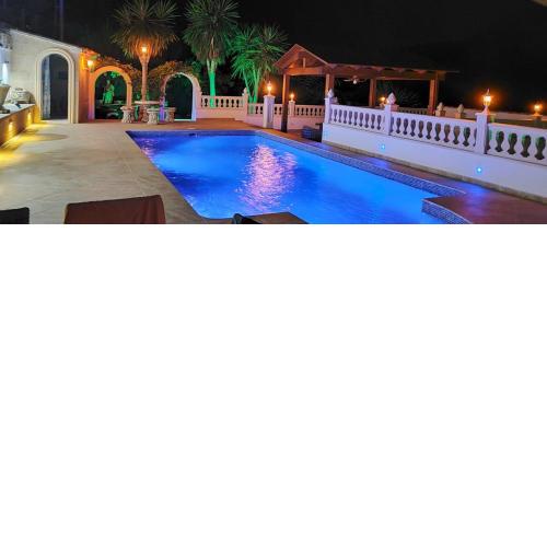Villa med panoramautsikt med privat pool i Calpe, Costa Blanca, Spanien