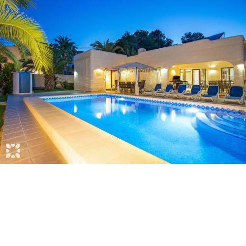 Villa Medina 20 by Abahana Villas